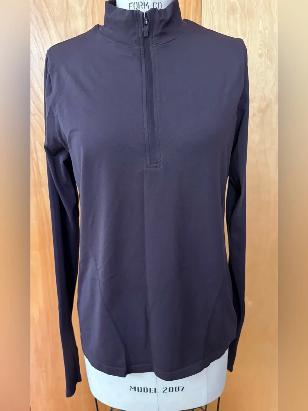 Fabletics New Feather Tech Half Zip Pullover Top M Plum Mauve Activewear